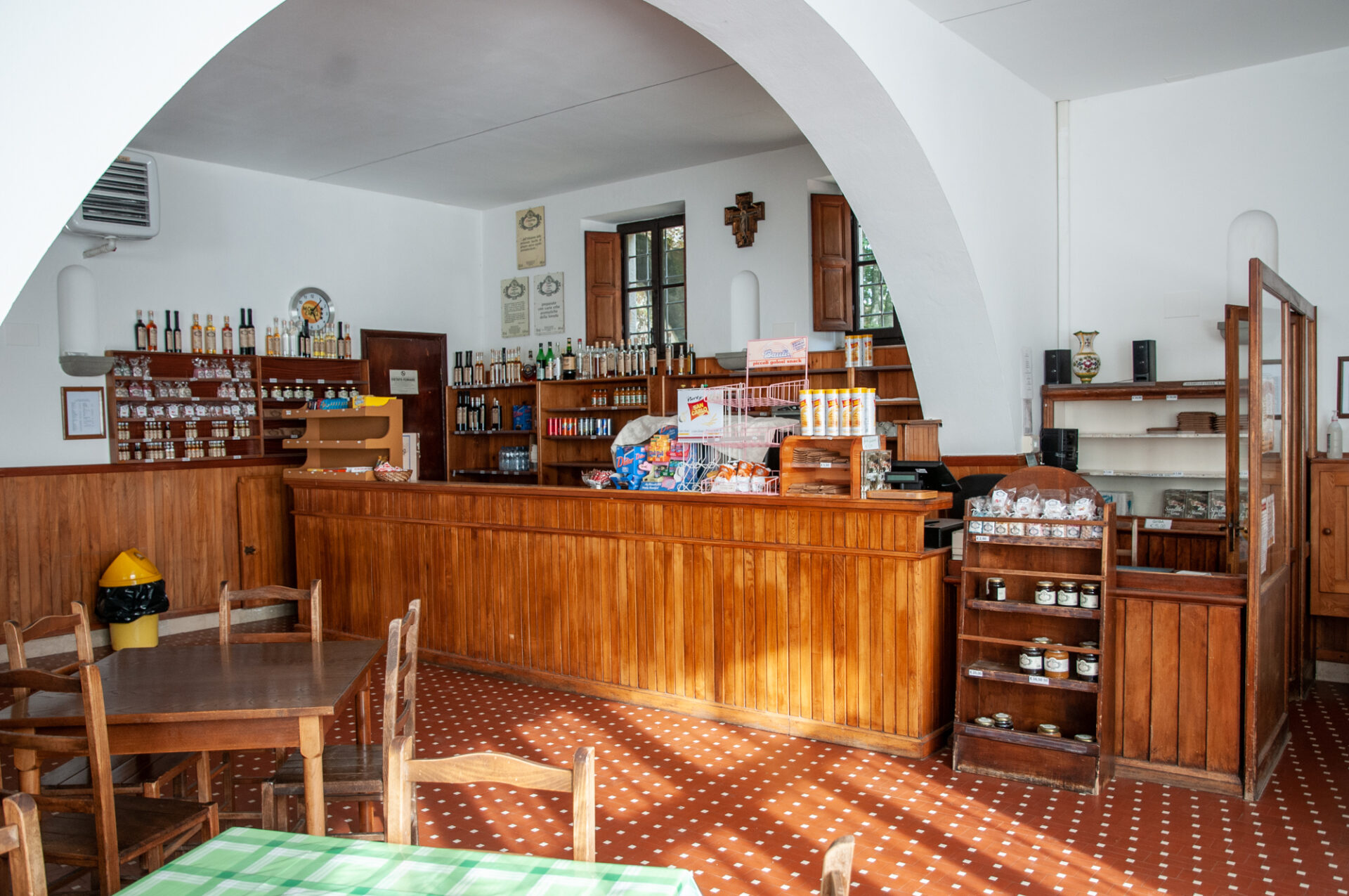 Locali-14